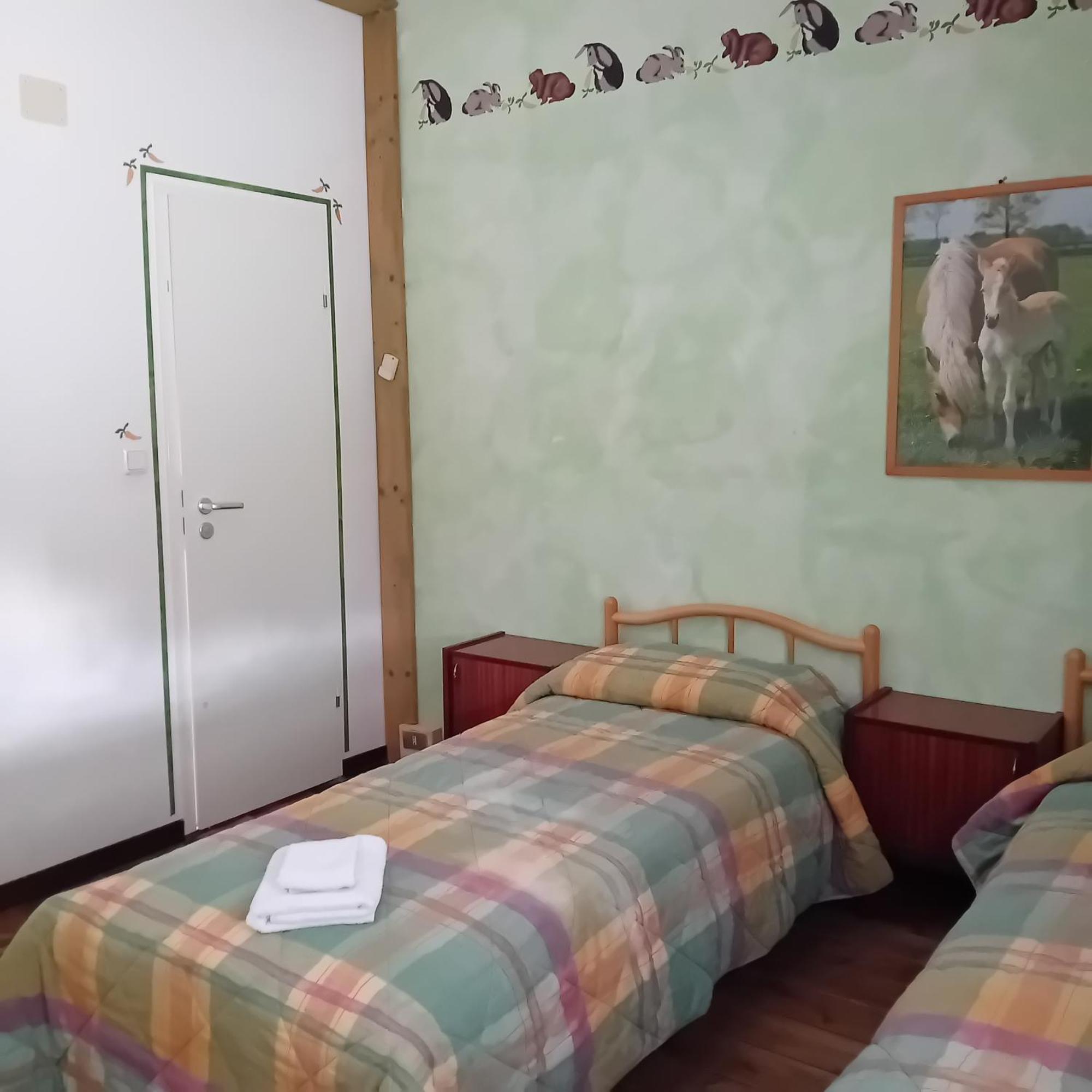 Agriturismo Al Ranch Castello dʼAviano Eksteriør billede
